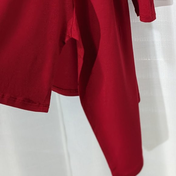 Cupio Women's Shimmery  Red Top Blouse Size 1X NWT - Picture 5 of 9